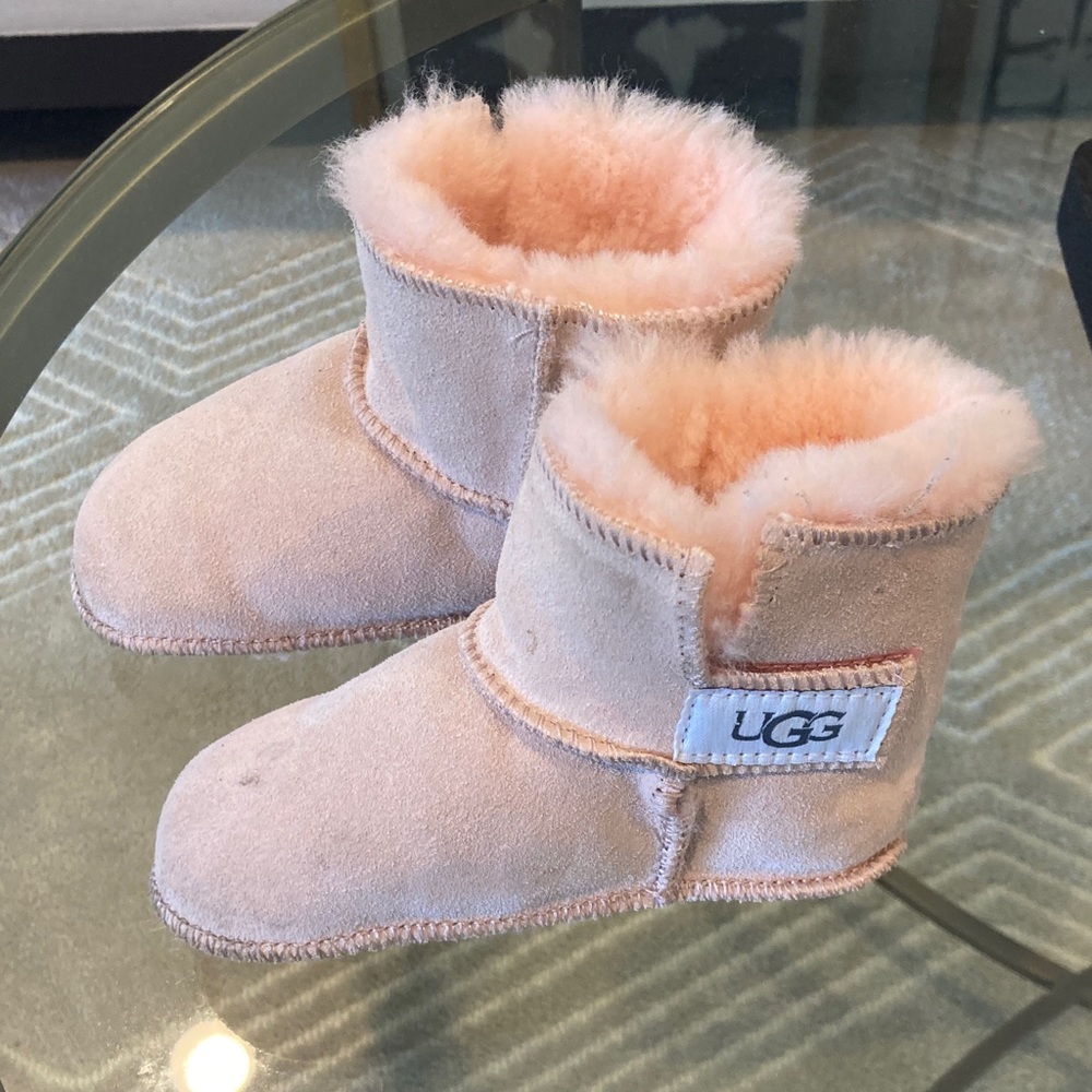 UGG infant size large Blush Pink Infant Booties